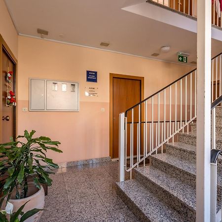Noemi Luxury Apartment Solin Bagian luar foto