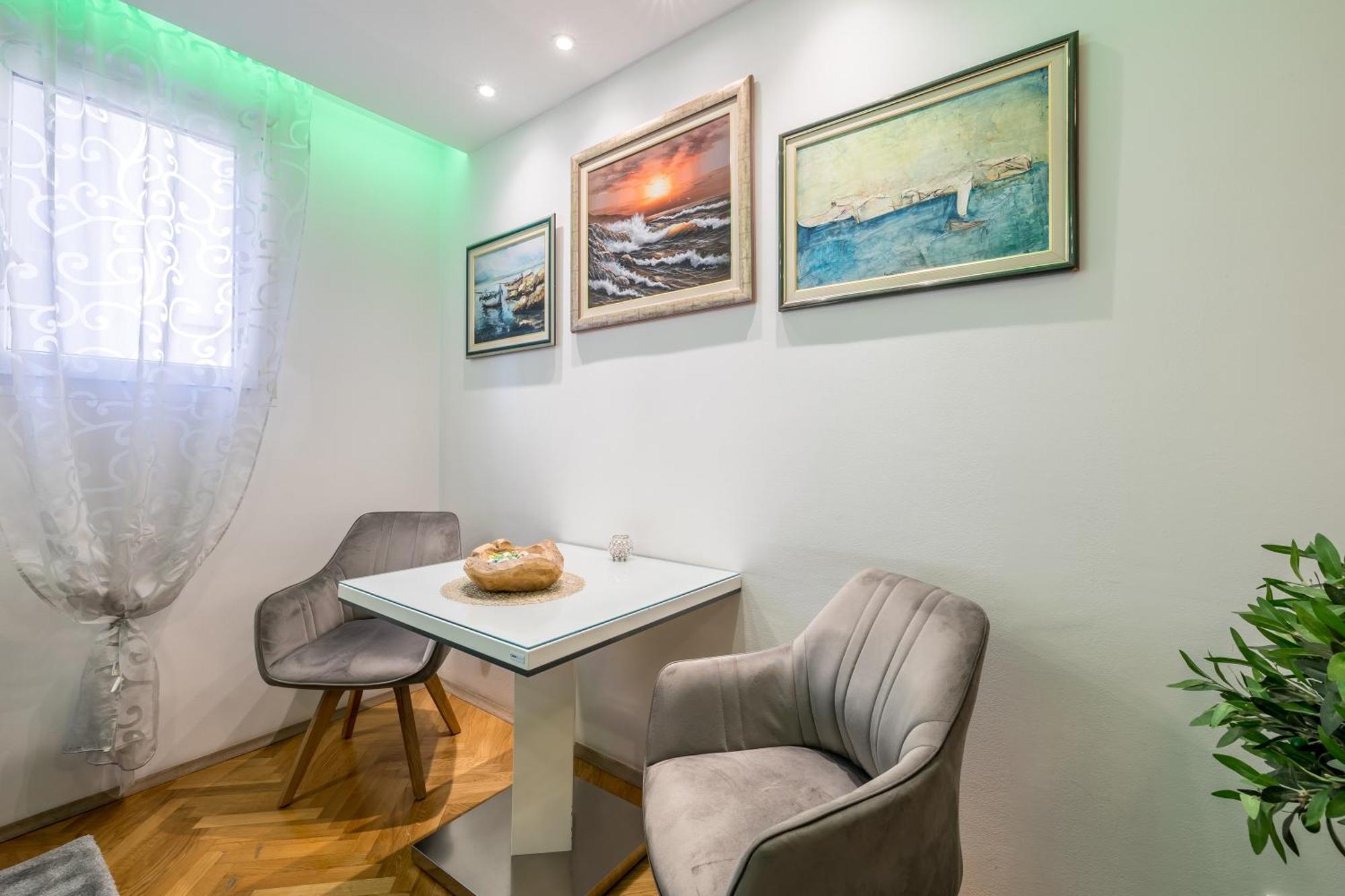 Noemi Luxury Apartment Solin Bagian luar foto