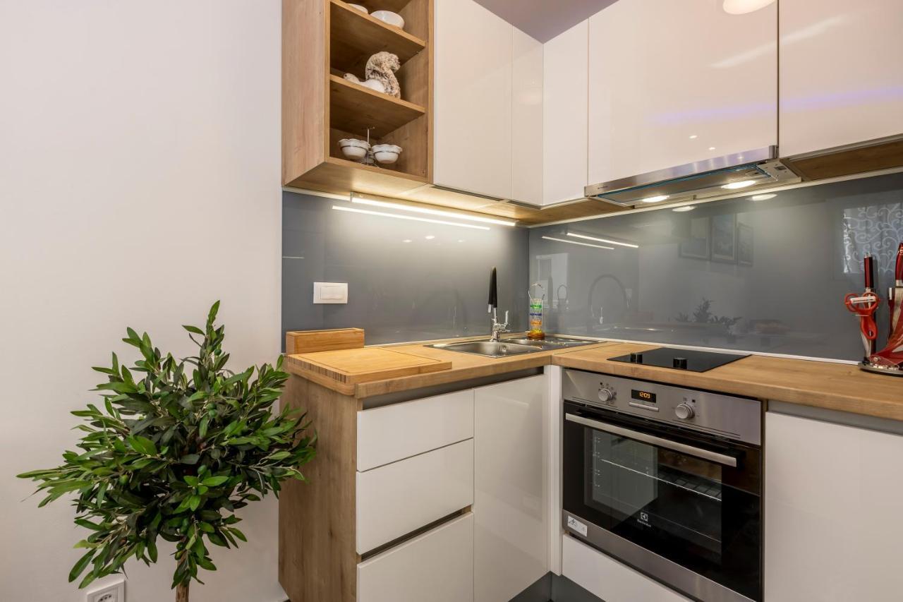 Noemi Luxury Apartment Solin Bagian luar foto
